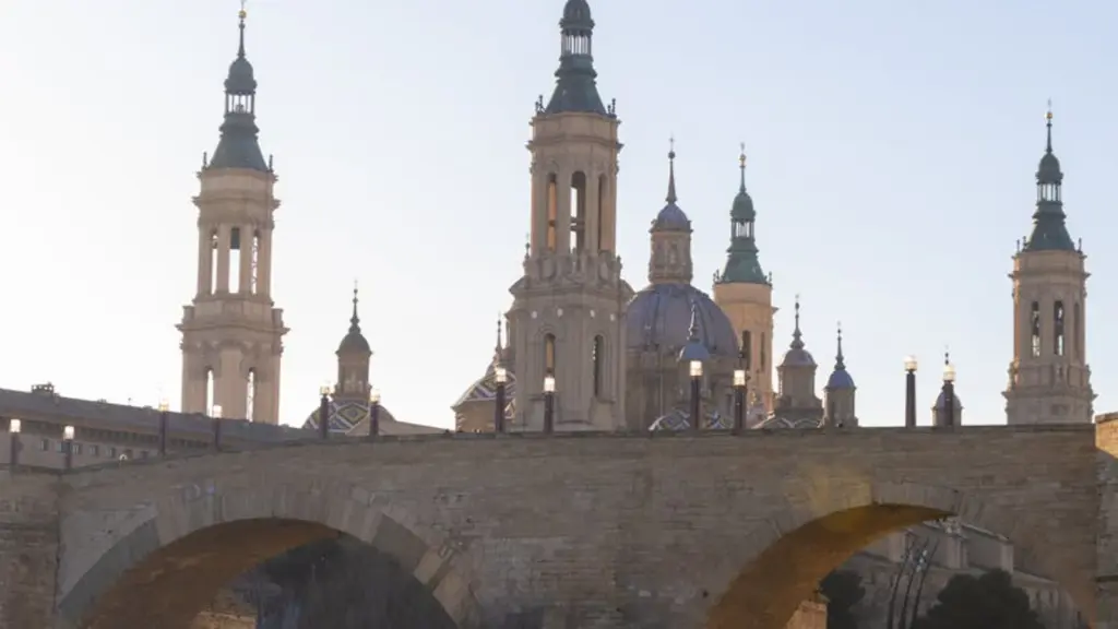 ruta a pie por el casco histórico de Zaragoza: El casco histórico de Zaragoza a pie: ruta sin prisas por el centro